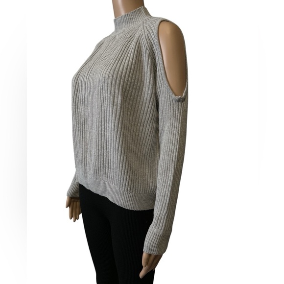 Grey Cold Shoulder Knit Sweater - Size Small - Picture 2 of 4